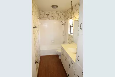 535 West Prairie Lea Street, Lockhart, TX 78644 - Photo 5