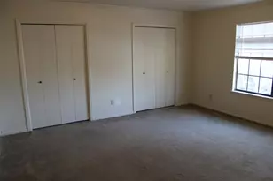 535 W Prairie Lea St, Lockhart, TX 78644 - Photo 7