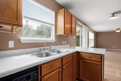 12033 Kilmartin Lane, Austin, TX 78754 - Photo 17