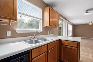 12033 Kilmartin Ln, Austin, TX 78754 - Photo 17