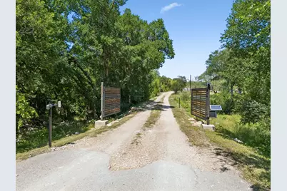1455 Fm 1626, Buda, TX 78610 - Photo 19