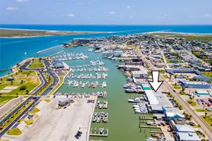 318 W Cotter Ave, Port Aransas, TX 78373 - Photo 3