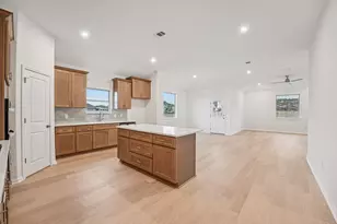 391 Backstays Loop, Kyle, TX 78640 - Photo 3