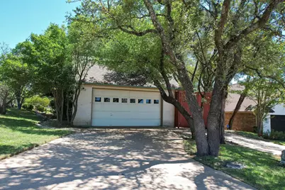 9402 Bluegrass Drive, Austin, TX 78759 - Photo 35