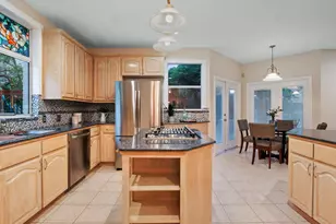 9402 Bluegrass Dr, Austin, TX 78759 - Photo 15