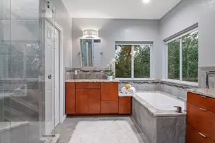 9402 Bluegrass Dr, Austin, TX 78759 - Photo 23