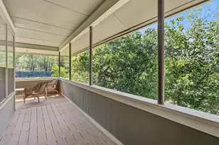 1305 Cometa St, Austin, TX 78721 - Photo 17