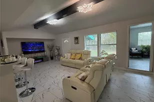 968 Red Town Rd, Elgin, TX 78621 - Photo 7