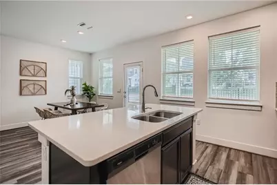 7315 Acela Trail #200, Austin, TX 78744 - Photo 7