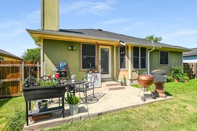 1302 Redbud Lane, Leander, TX 78641 - Photo 23
