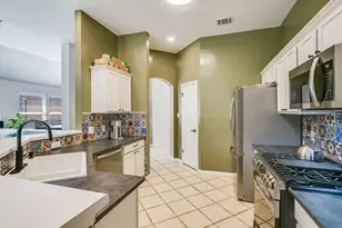 1302 Redbud Ln, Leander, TX 78641 - Photo 7