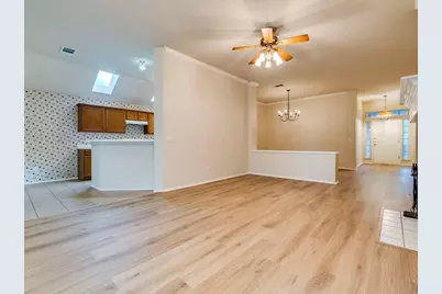 7715 Elkhorn Mountain Trail, Austin, TX 78729 - Photo 7
