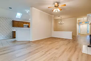 7715 Elkhorn Mountain Trail, Austin, TX 78729 - Photo 7