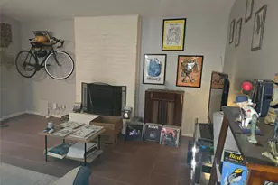8910 Little Walnut Pkwy, Austin, TX 78758 - Photo 7