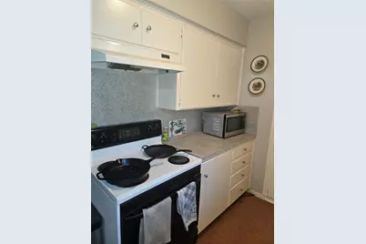 8910 Little Walnut Parkway #B, Austin, TX 78758 - Photo 9