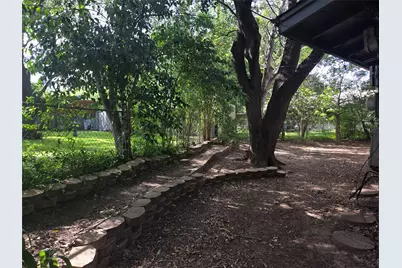 8910 Little Walnut Parkway #B, Austin, TX 78758 - Photo 21