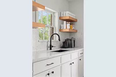 3501 Pecan Springs Road, Austin, TX 78723 - Photo 15