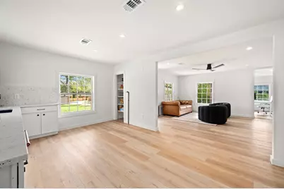 3501 Pecan Springs Road, Austin, TX 78723 - Photo 17