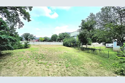 520 W 22nd Street, Georgetown, TX 78626 - Photo 27