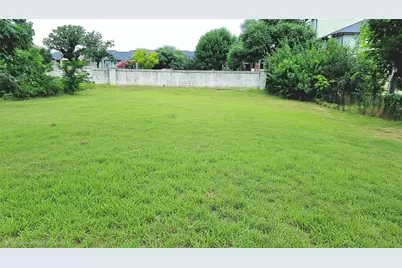 520 W 22nd Street, Georgetown, TX 78626 - Photo 1