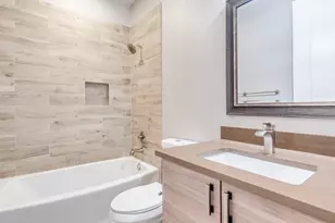 4707 Leslie Ave, Austin, TX 78721 - Photo 17