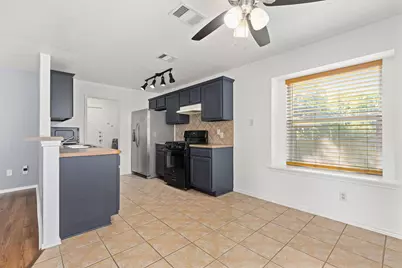 1110 Sundrop Place, Round Rock, TX 78665 - Photo 15