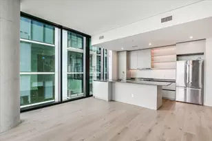 610 Davis St, Austin, TX 78701 - Photo 3