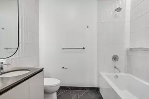 610 Davis St, Austin, TX 78701 - Photo 9