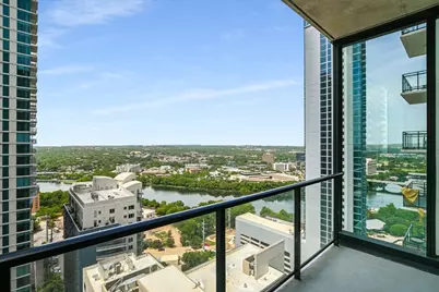 610 Davis Street #2705, Austin, TX 78701 - Photo 5