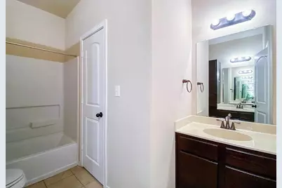 137 Creekside Villa Drive, Kyle, TX 78640 - Photo 11