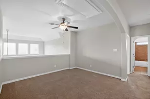 348 Vista Gardens Dr, Buda, TX 78610 - Photo 17