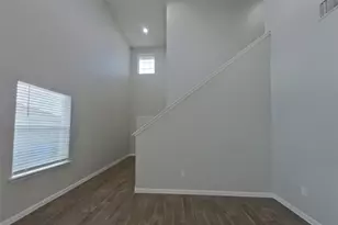 15012 Custis Ln, Austin, TX 78725 - Photo 3