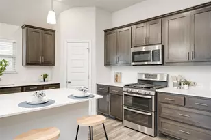 478 Coyote Crk Wy, Kyle, TX 78640 - Photo 7