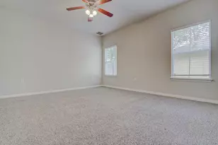 1702 Singleton Ave, Austin, TX 78702 - Photo 23