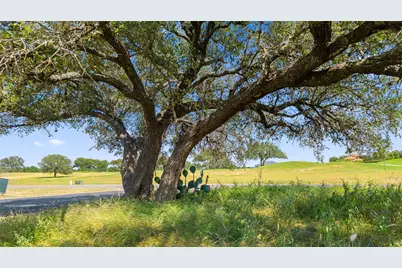 25801 Cliff Cove, Spicewood, TX 78669 - Photo 9
