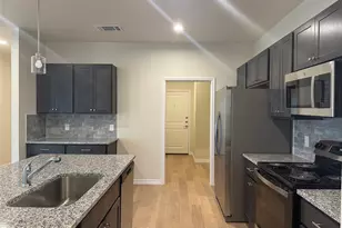 506 B War Admiral Dr, Jarrell, TX 76537 - Photo 15