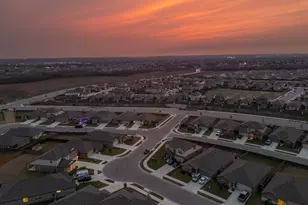 440 Sebring Cir, Hutto, TX 78634 - Photo 39