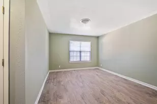 5504 Coventry Ln, Austin, TX 78723 - Photo 11