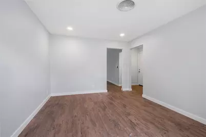5504 Coventry Lane, Austin, TX 78723 - Photo 5
