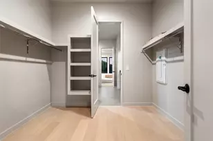 9803 Ribelin Ranch Ct, Austin, TX 78750 - Photo 15