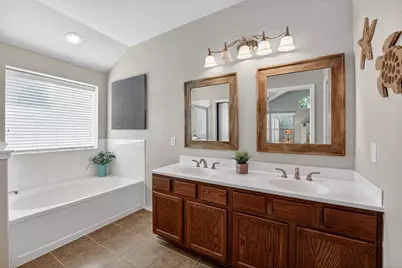 1812 Paseo Verde Drive, Leander, TX 78641 - Photo 19