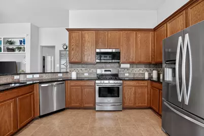 1812 Paseo Verde Drive, Leander, TX 78641 - Photo 5