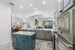 22128 Rose Grass Ln, Spicewood, TX 78669 - Photo 13