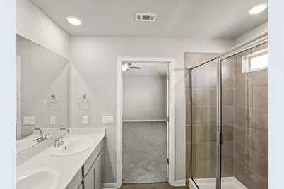 121 Greenway Lane, Georgetown, TX 78628 - Photo 11