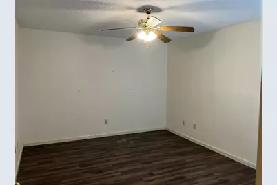 1302 N Bishop Street, San Marcos, TX 78666 - Photo 7