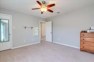1054 Clark Brothers Dr, Buda, TX 78610 - Photo 27