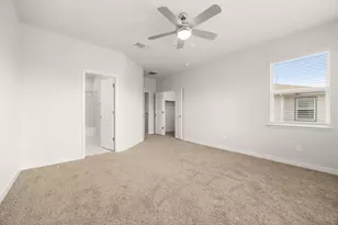 605 W South St, Leander, TX 78641 - Photo 19