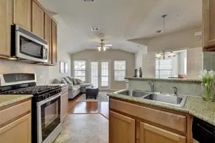 1310 W Parmer Ln, Austin, TX 78727 - Photo 7