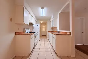 2301 Whitlow Cove, Round Rock, TX 78681 - Photo 11