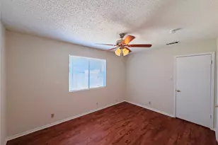 2301 Whitlow Cove, Round Rock, TX 78681 - Photo 17